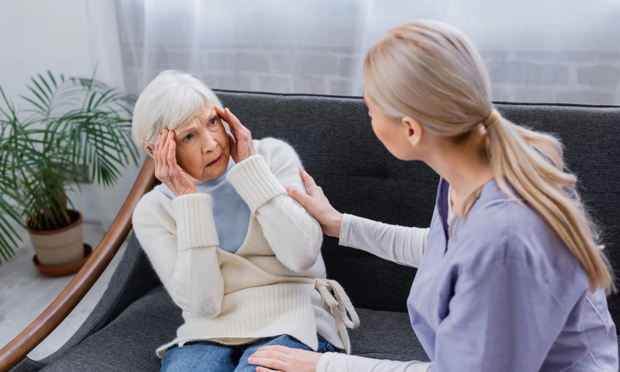 Tips for Caregivers and Families of People with Alzheimer